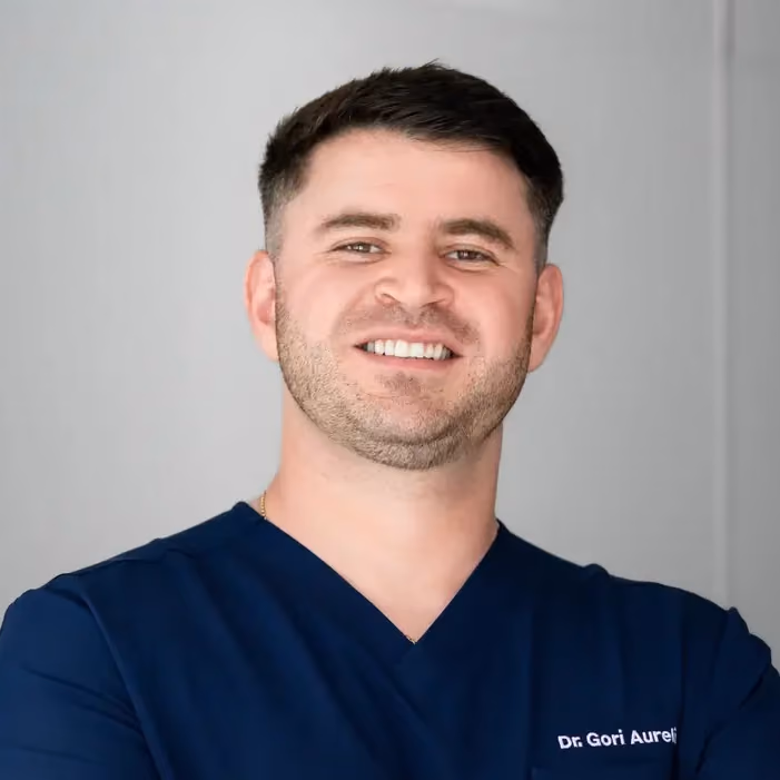 Portrait du Dr Aureliu Gori, dentiste chez Santé Dental