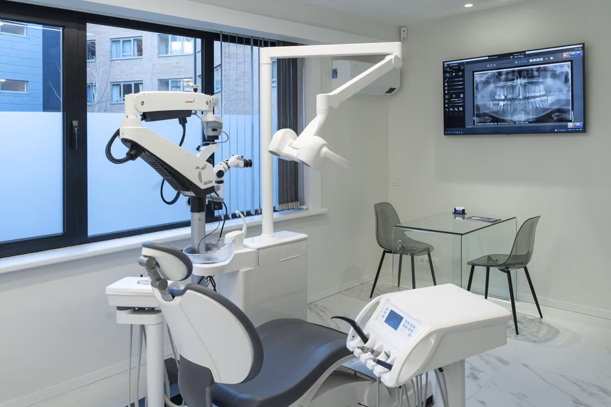 Salle clinique de Santé Dental à Bruxelles