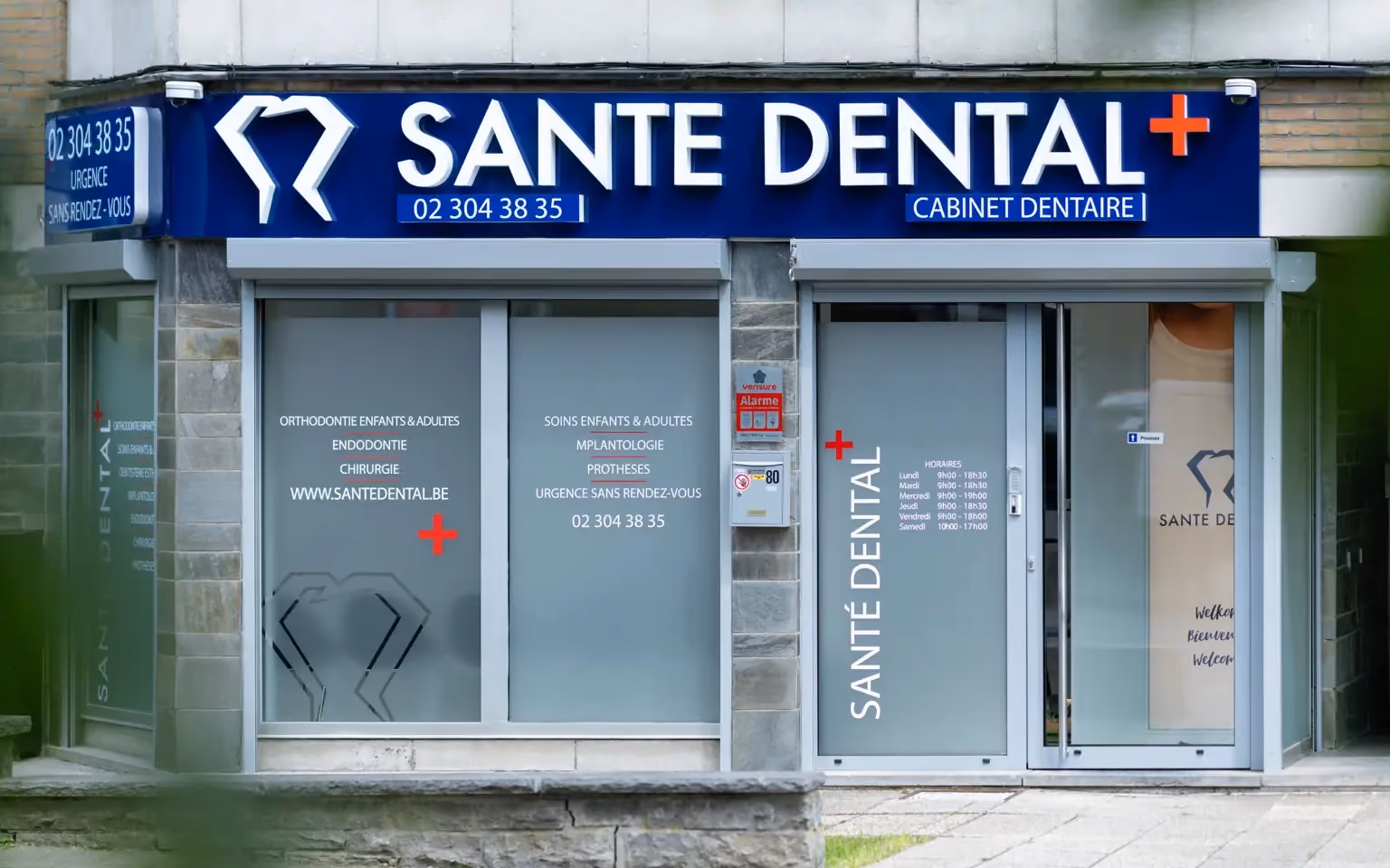 Façade de Santé Dental, Avenue des Citronniers à Laeken